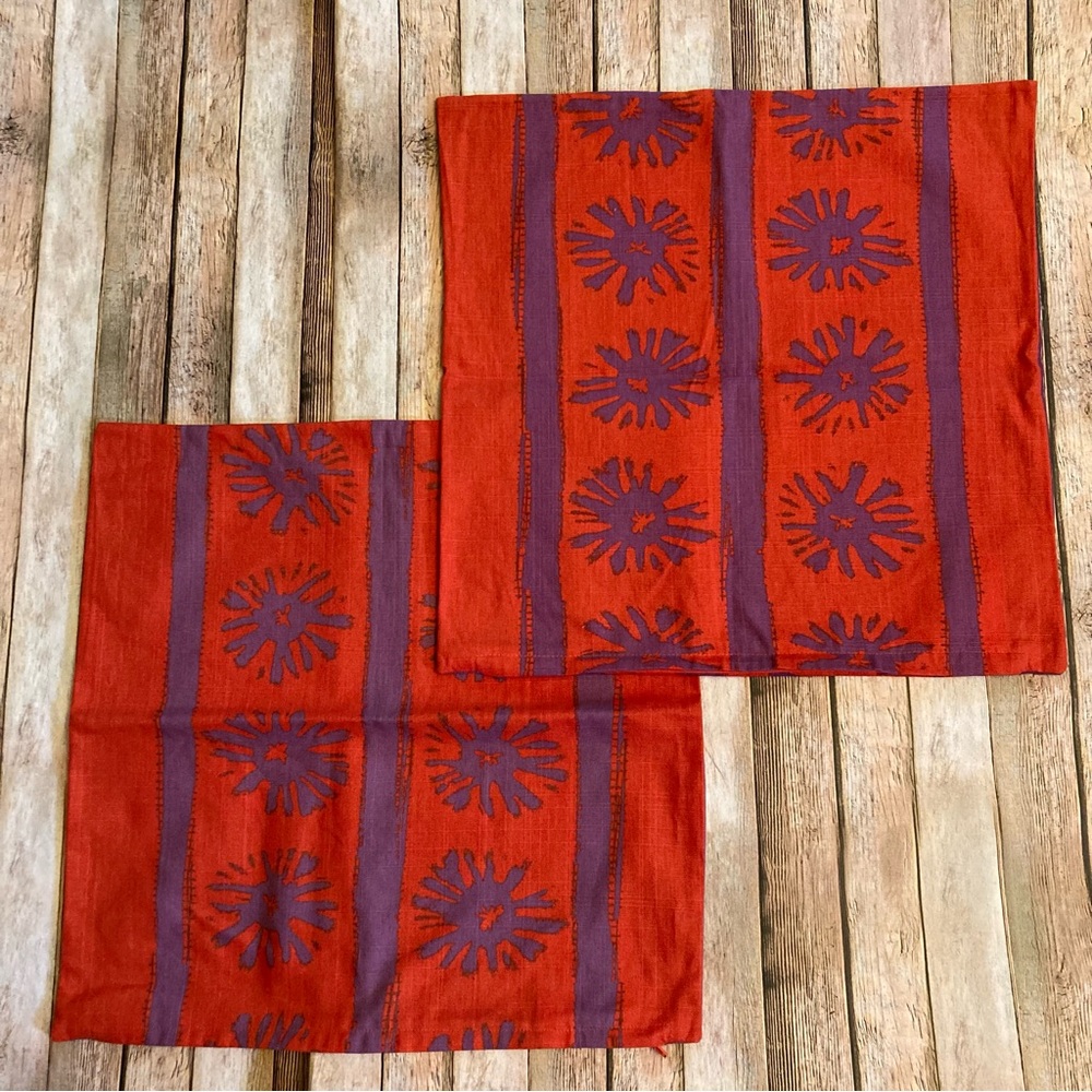 IKEA Lappljung Red and Purple Floral Pattern 20”X20” zippered pillow cases